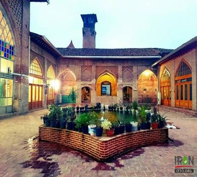 Babol Ulu Camii İlk olarak 160 H. Senesinde yapılan Babol Camii, Mazandaran eyaletinin Babol şehrinde bulunmaktadır