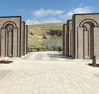 Şiraz'ın tarihi kimlik Belgesi; Abu Nasr Sarayı ve Baram Delak