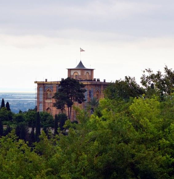 Safiabad Sarayı