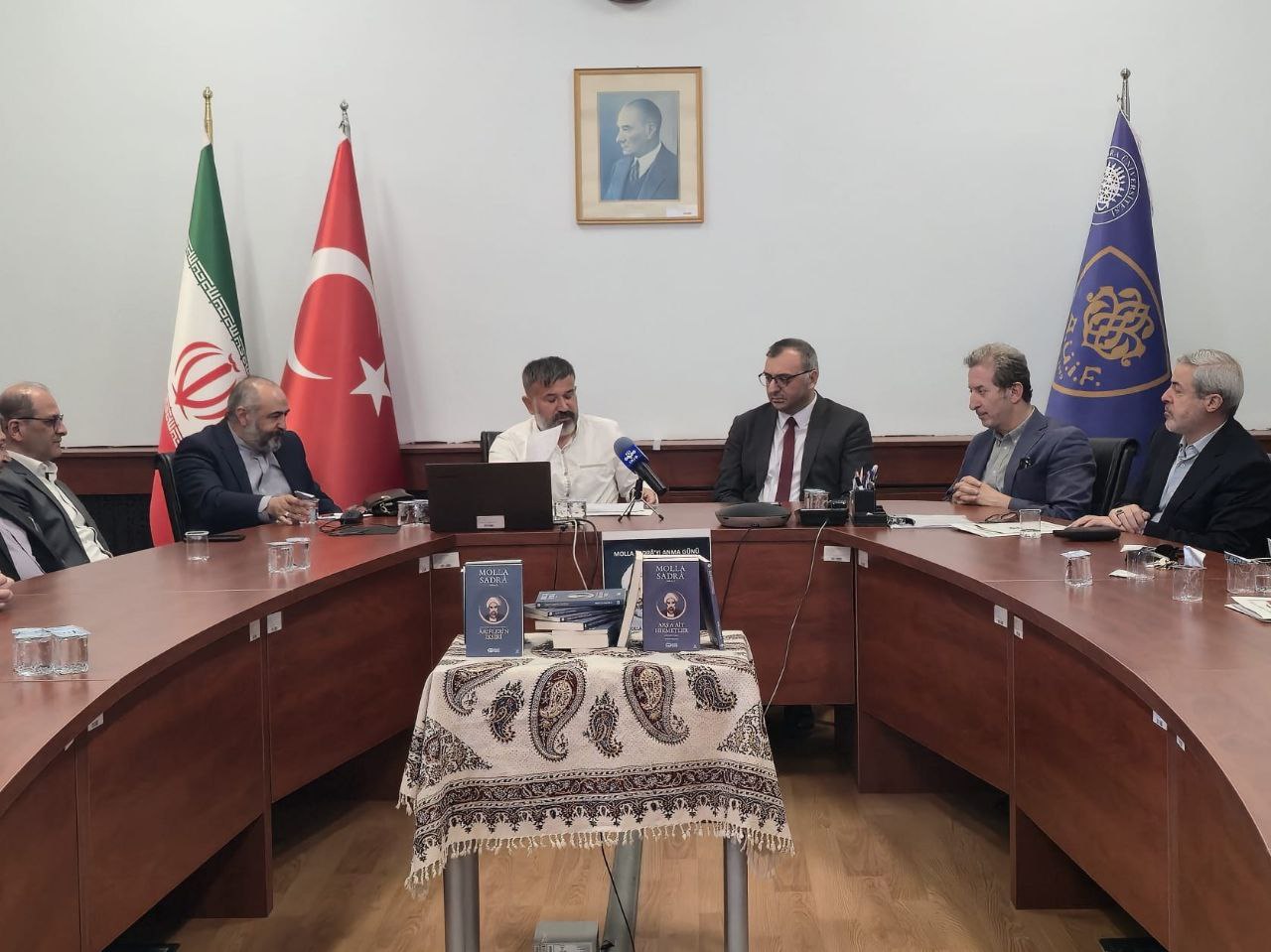 Ankara Üniversitesi’nde “Molla Sadrâ Mirası” Paneli ve Çeviri Tanıtımı Gerçekleştirildi
